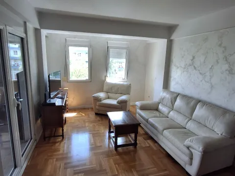 Rent, two bedroom apartment, 85m², Preko Morače, Podgorica - image 2
