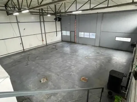 Izdavanje, poslovni prostor, 250m², Leštane, Grocka - image 9