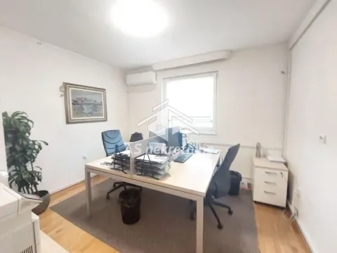 Izdavanje, kuća, 220m², Bezanijska Kosa 1, Bežanijska Kosa Sve Podlokacije - image 7