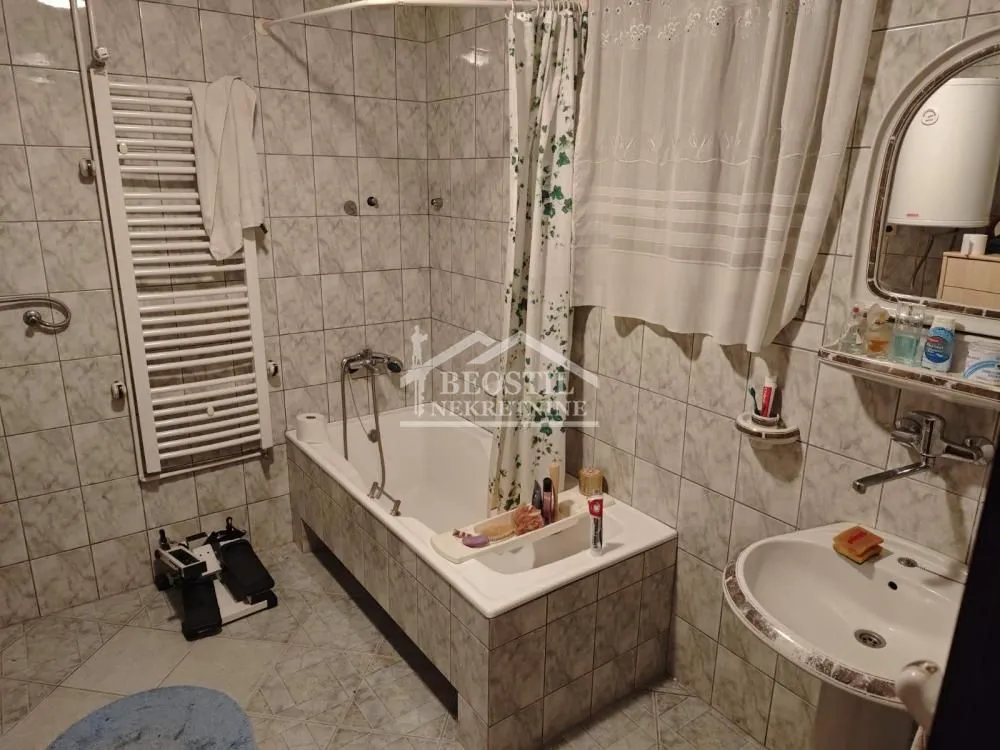Sale, house, 133m², Golubinci, Stara Pazova