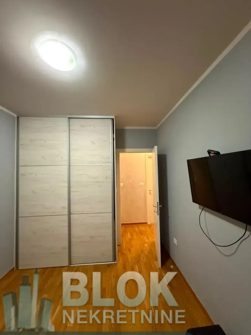 Rent, two bedroom apartment, 65m², City Kej, Podgorica