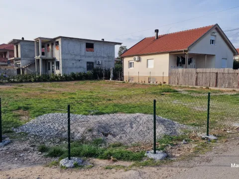 Prodaja, plac, 443m², Donja Gorica, Podgorica - image 2