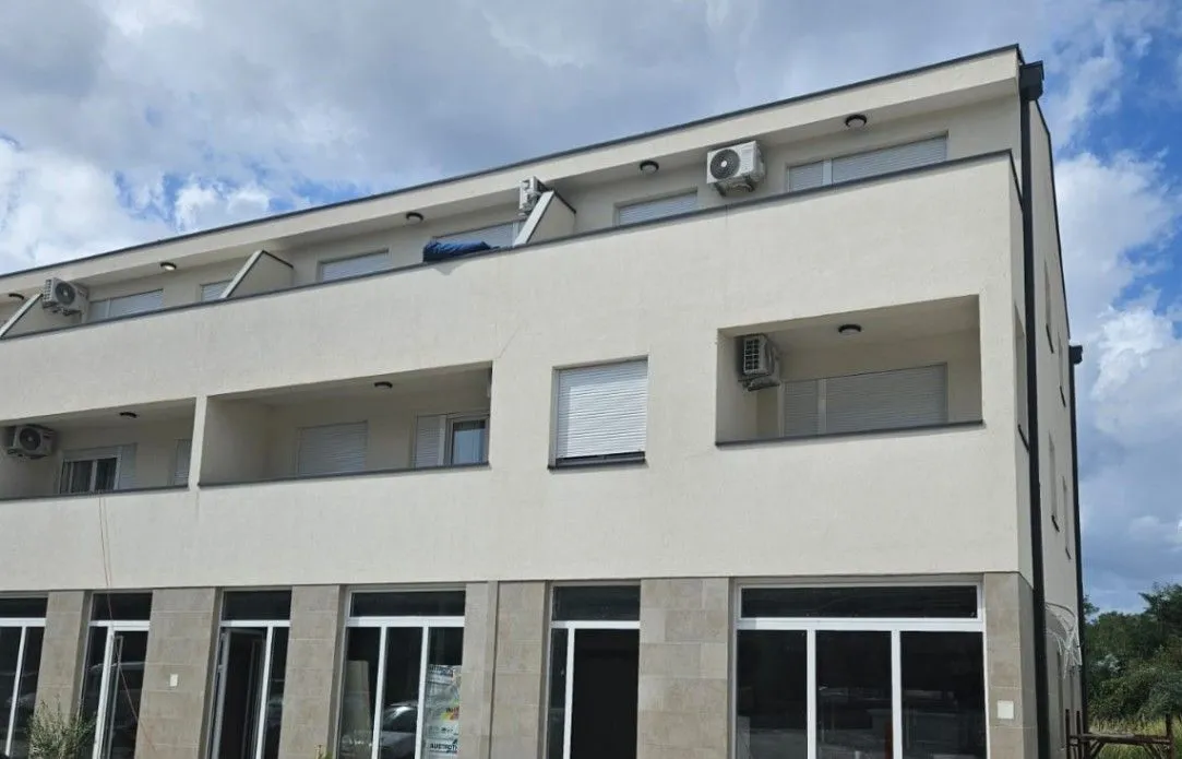 Prodaja, jednosoban stan, 45m², Radanovići, Kotor