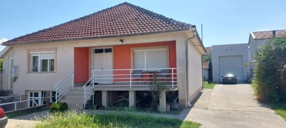Rent, house, 144m², Vranići, Podgorica