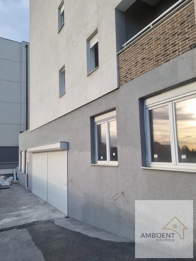 Izdavanje, poslovni prostor, 600m², Zvezdara Sve Podlokacije, Beograd