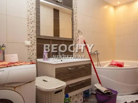 Prodaja, trosoban stan, 72m², Karaburma, Palilula Sve Podlokacije - image 14