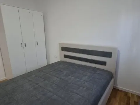 Izdavanje, jednosoban stan, 40m², Centar, Ulcinj - image 7