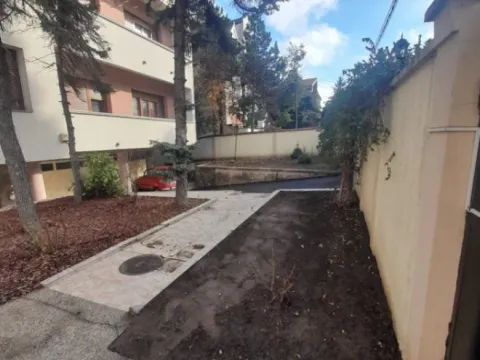 Izdavanje, kuća, 600m², Dedinje Rtv Pink, Dedinje Sve Podlokacije - image 7