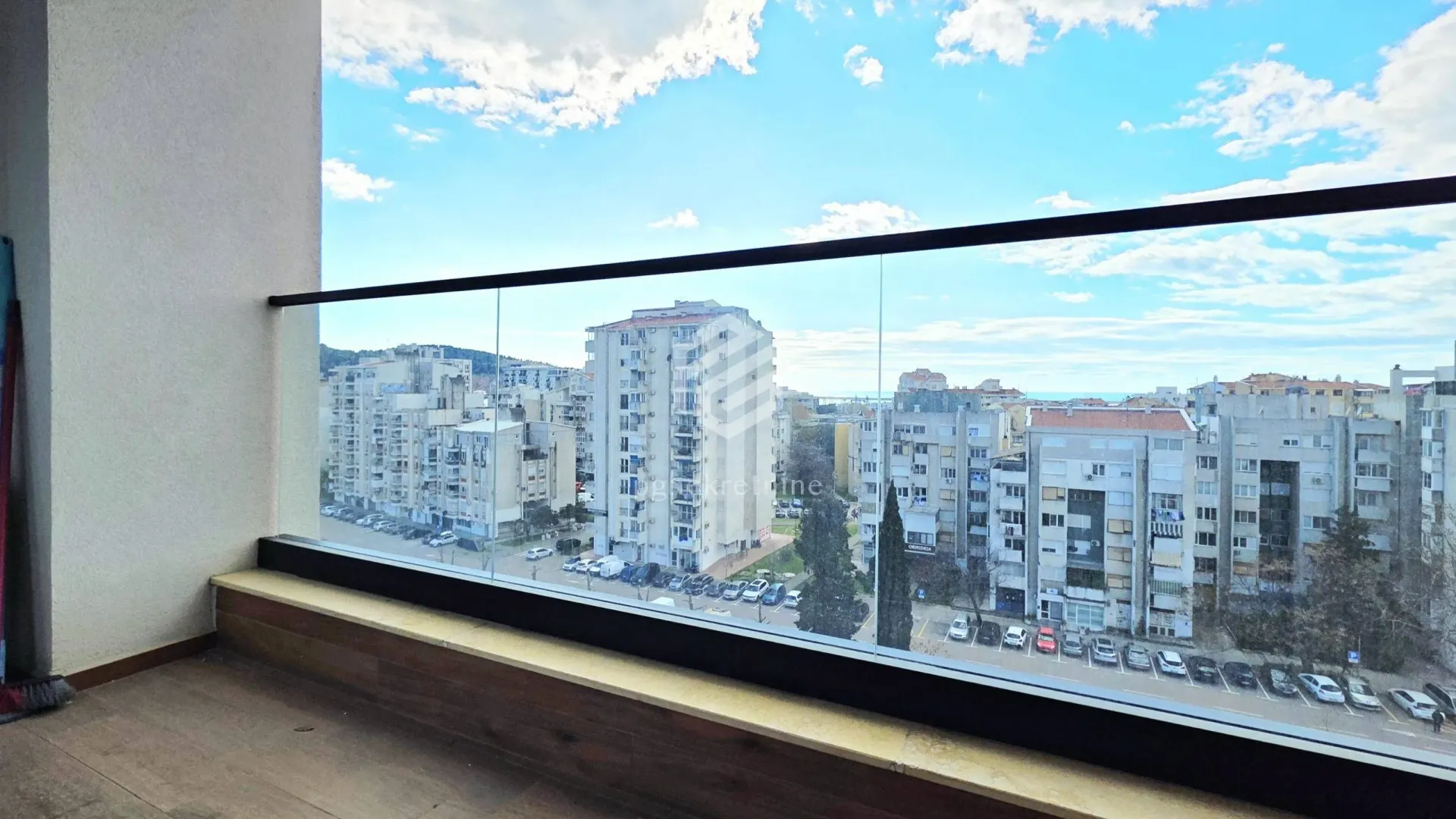 Rent, two bedroom apartment, 69m², Centar, Bar