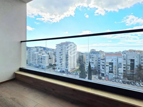 Rent, two bedroom apartment, 69m², Centar, Bar - image 19