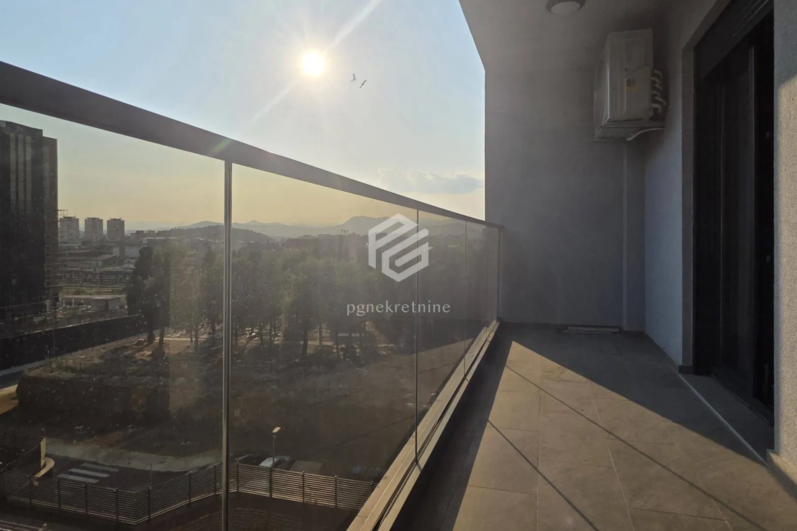 Rent, two bedroom apartment, 64m², Stari Aerodrom, Podgorica