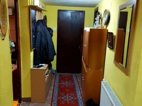 Prodaja, trosoban stan, 77m², Pijaca, Jagodina - image 8