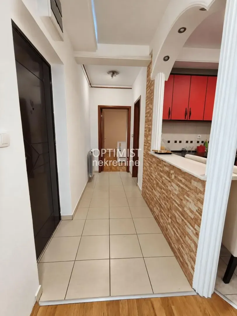 Prodaja, trosoban stan, 62m², Voždovačka Crkva, Voždovac Sve Podlokacije