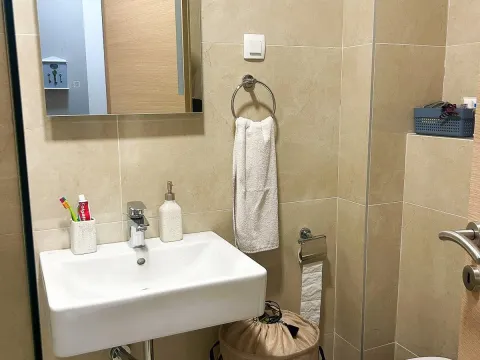 Rent, one bedroom apartment, 41m², Velji Vinogradi, Budva - image 8