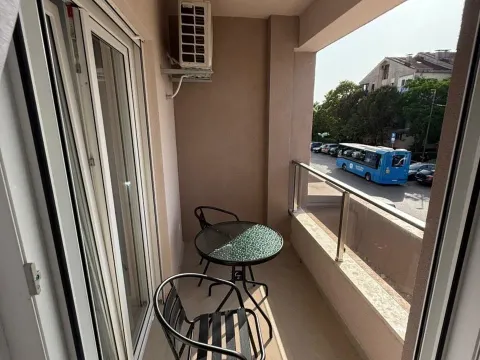 Rent, one bedroom apartment, 47m², Stari Aerodrom, Podgorica - image 7