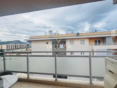 Izdavanje, jednosoban stan, 53m², City Kvart, Podgorica - image 2