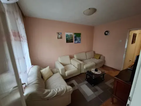 Izdavanje, jednosoban stan, 50m2, Drac, Podgorica Izdavanje, jednosoban stan, 50m2, Drac, Podgorica