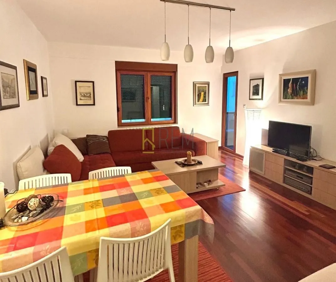 Prodaja, jednosoban stan, 48m², Žabljak, Crna Gora
