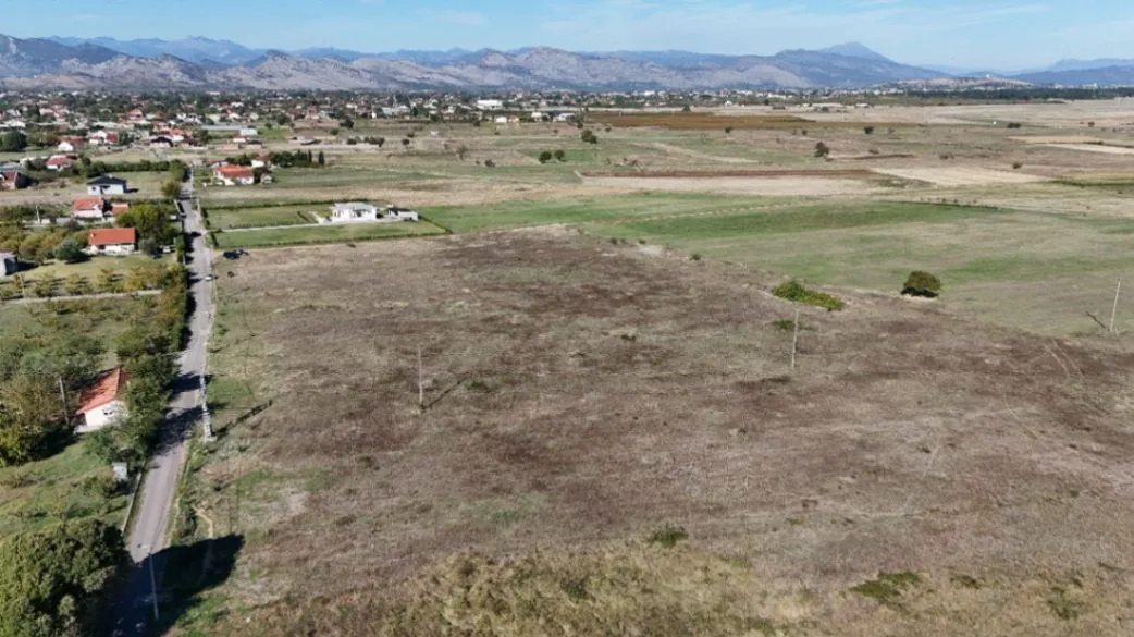 Prodaja, plac, 20000m², Zeta, Podgorica