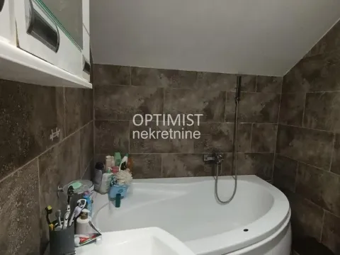 Rent, three bedroom apartment, 100m², Ledine, Beograd - image 10