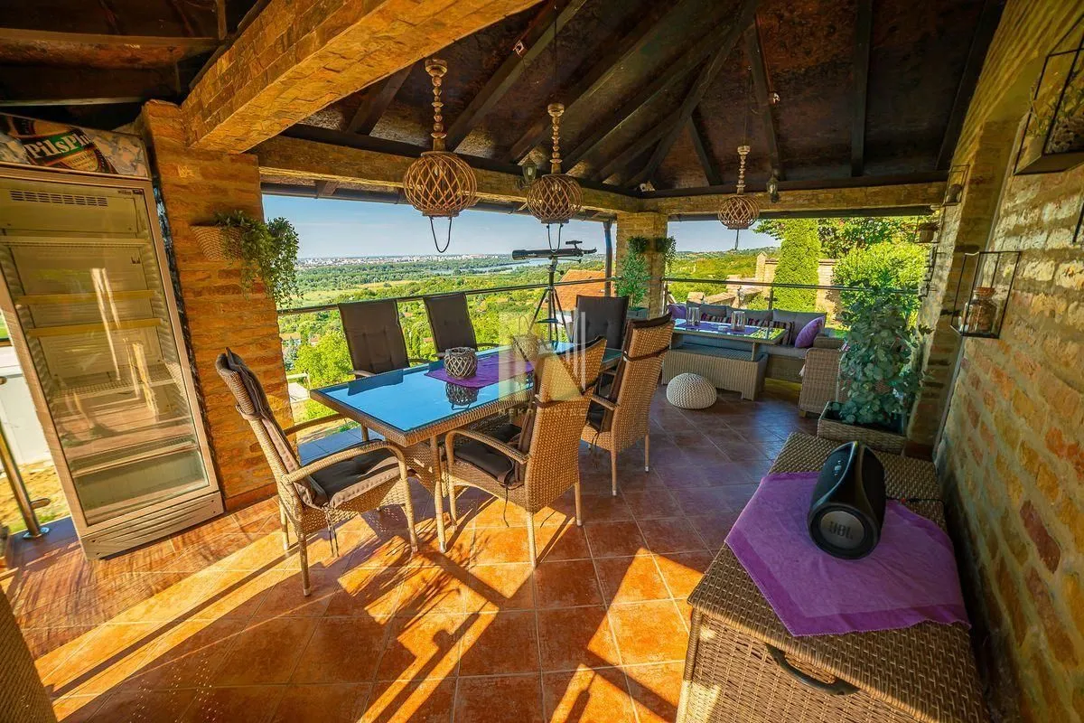Sale, house, 140m², Beočin, Srbija