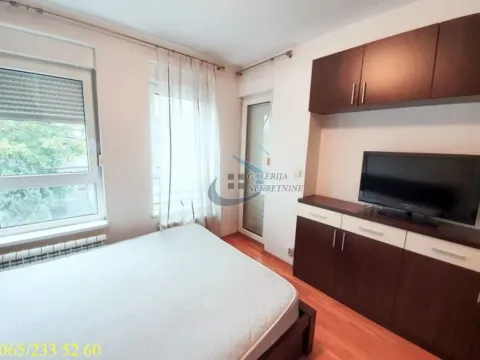 Prodaja, trosoban stan, 57m², Južni Bulevar, Vračar Sve Podlokacije - image 10