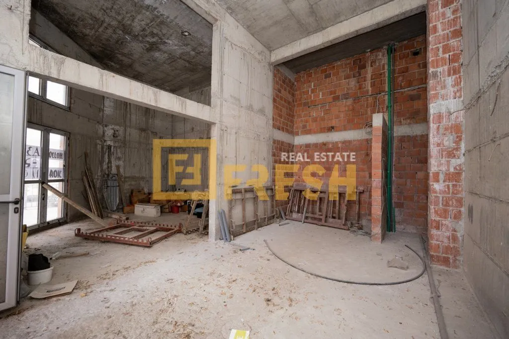 Sale, office space, 108m², Krivi Most, Podgorica