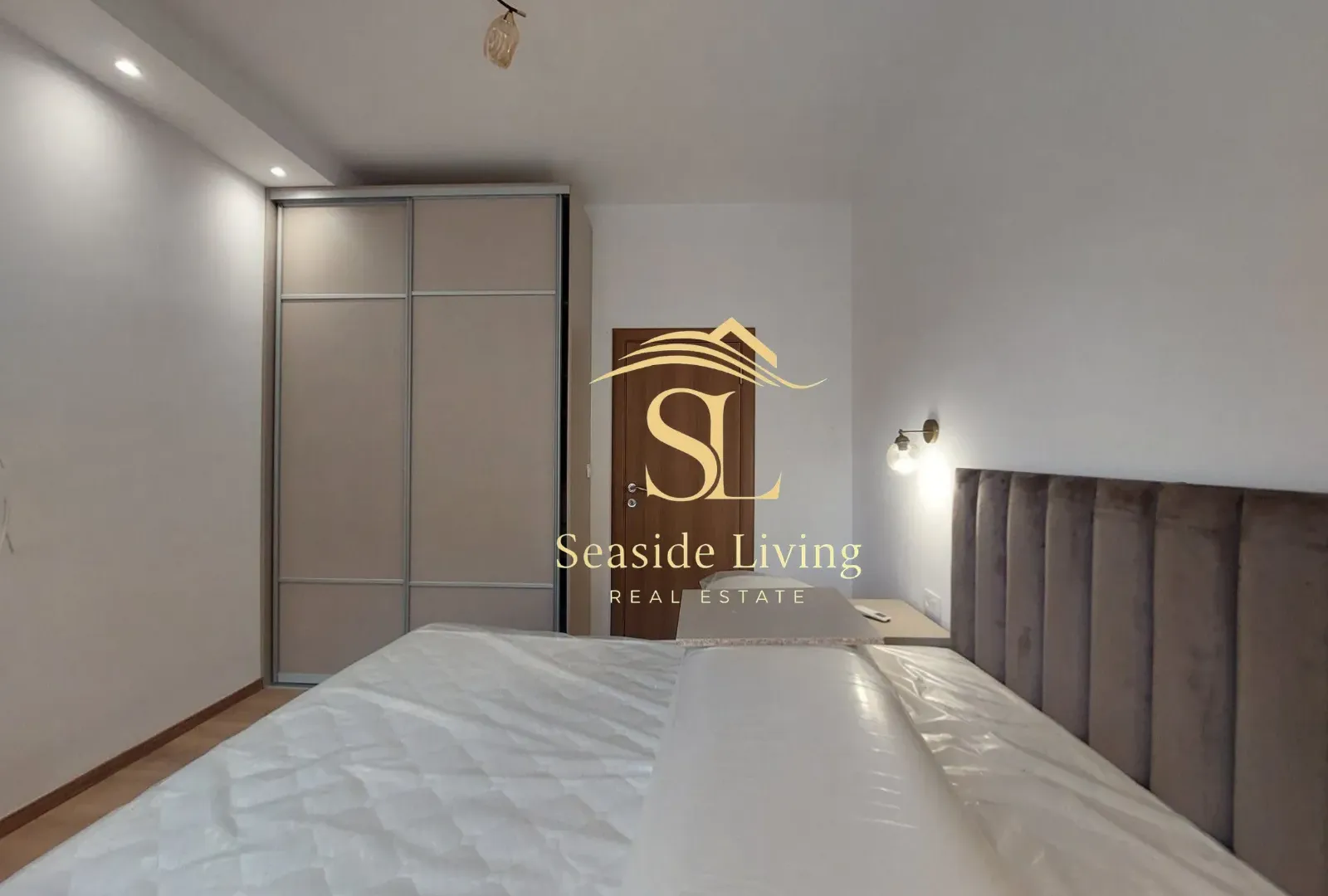 Rent, one bedroom apartment, 40m², Centar, Kotor