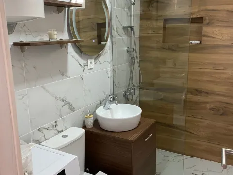 Izdavanje, stan, 57m², Preko Morače, Podgorica - image 15