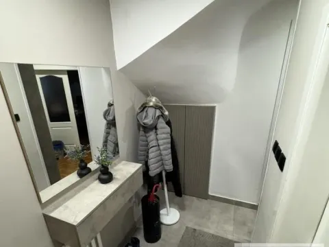 Sale, three bedroom apartment, 80m², Nova Detelinara, Novi Sad Sve Podlokacije - image 9