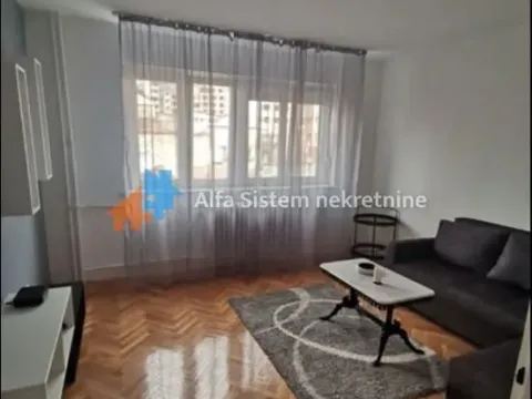Rent, two bedroom apartment, 60m², Južni Bulevar, Vračar Sve Podlokacije