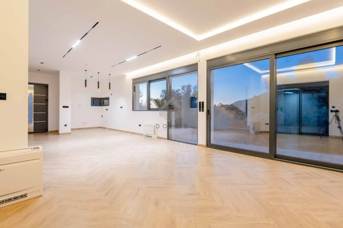 Sale, house, 240m², Kamenovo, Budva