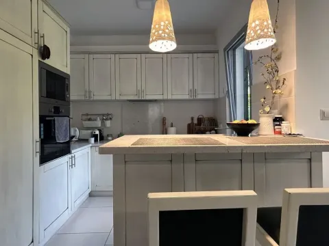 Prodaja, dvosoban stan, 92m², Morinj, Kotor - image 6