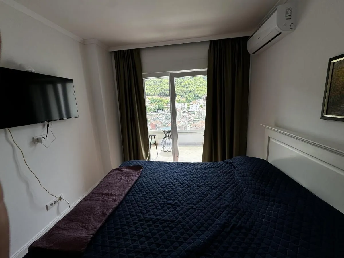 Prodaja, trosoban stan, 140m², Budva, Crna Gora
