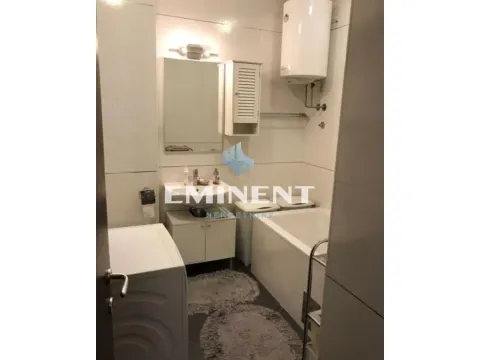 Izdavanje, četvorosoban stan, 100m², Crveni Krst, Beograd - image 15