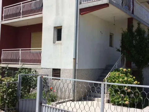 Prodaja, kuća, 214m², Podgorica, Crna Gora - image 4