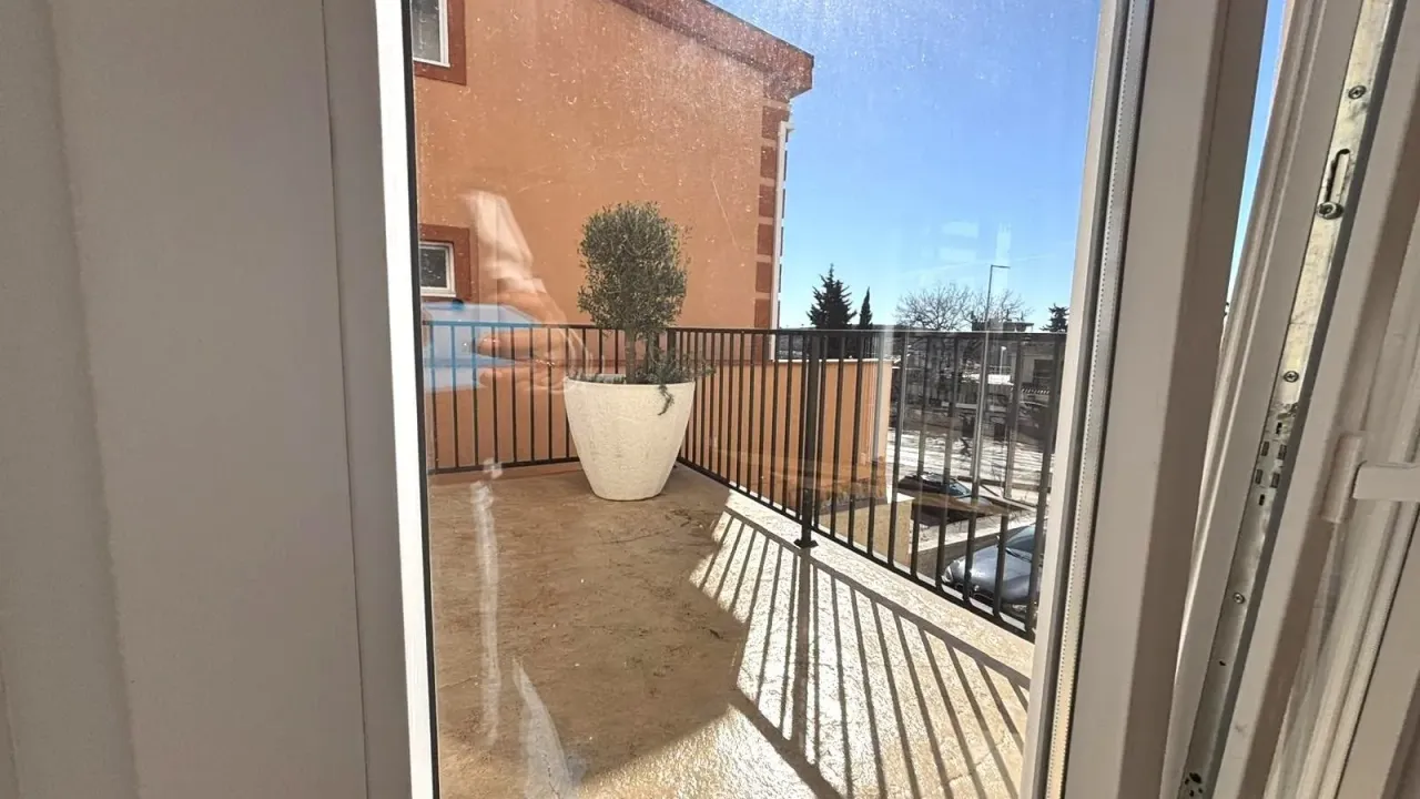 Sale, one bedroom apartment, 63m², Sutomore, Bar