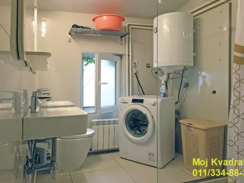 Prodaja, trosoban stan, 86m², Kalenić Pijaca, Vračar Sve Podlokacije - image 15