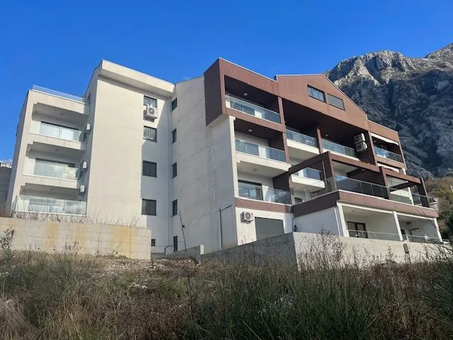 Prodaja, stan, 54m², Kotor, Crna Gora