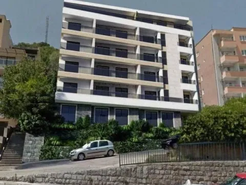 Prodaja, jednosoban stan, 42m², Boreti, Budva - image 1