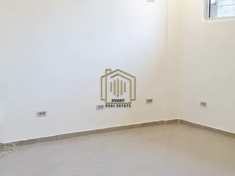 Izdavanje, poslovni prostor, 24m², Pobrežje, Podgorica - image 2