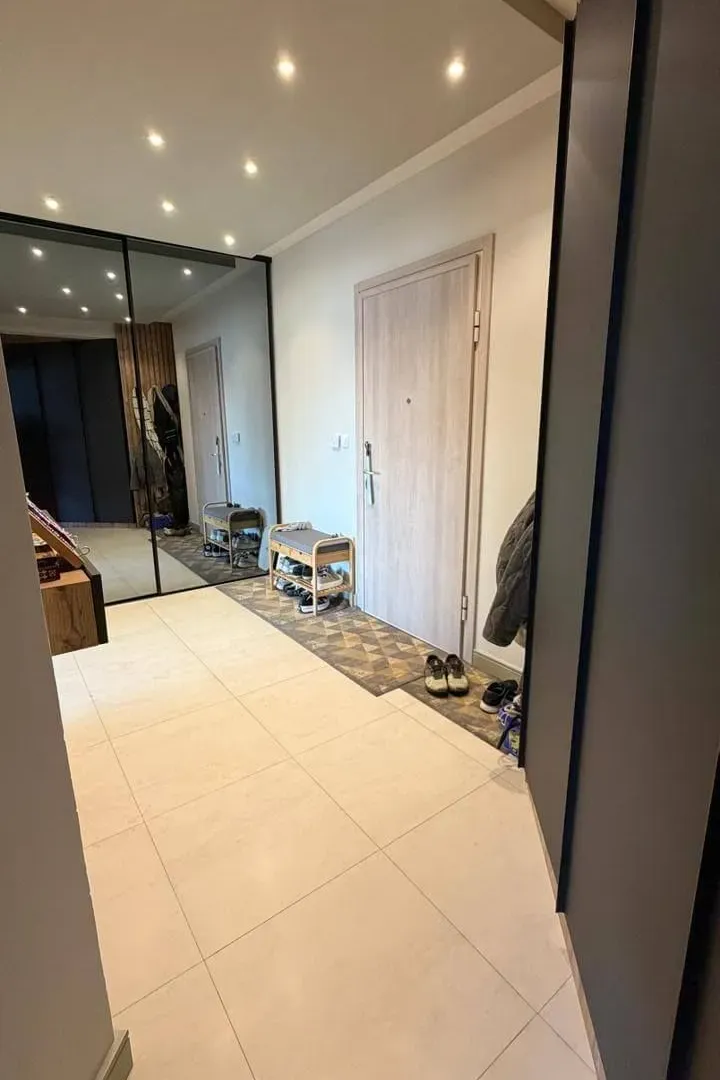 Prodaja, trosoban stan, 112m², Centar, Bar
