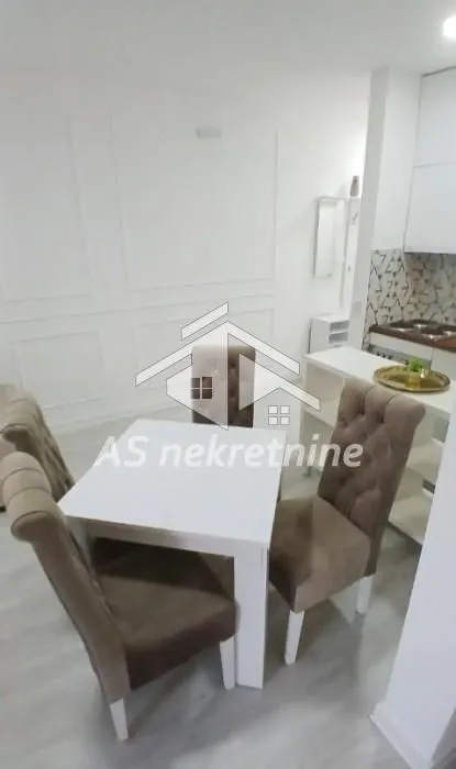 Izdavanje, trosoban stan, 61m², Trošarina, Voždovac Sve Podlokacije