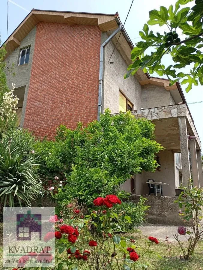 Sale, house, 200m², Zvečka, Obrenovac