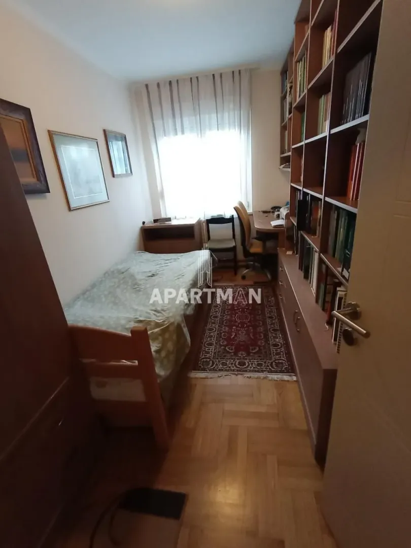 Prodaja, jednosoban stan, 50m², Novi Beograd Sve Podlokacije, Beograd
