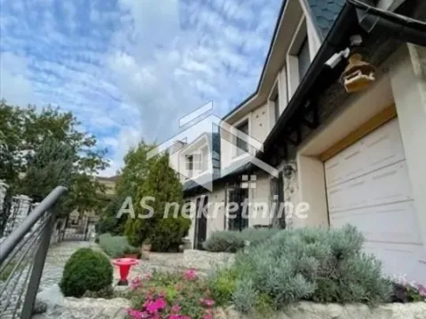 Izdavanje, kuća, 367m², Jajinci, Voždovac Sve Podlokacije - image 32