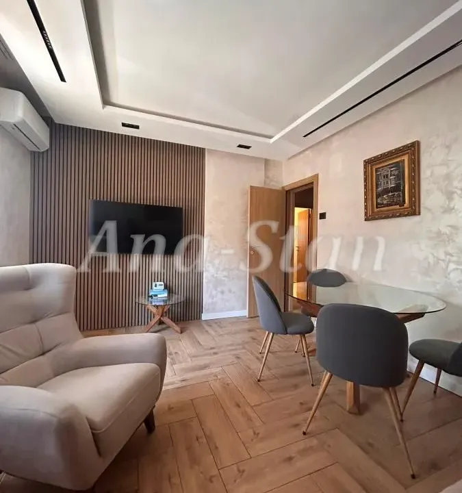 Izdavanje, trosoban stan, 80m², Brace Jerković, Voždovac Sve Podlokacije