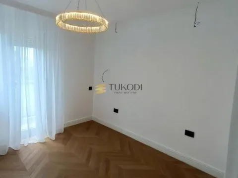 Sale, one bedroom apartment, 43m², Južni Bulevar, Vračar Sve Podlokacije - image 6