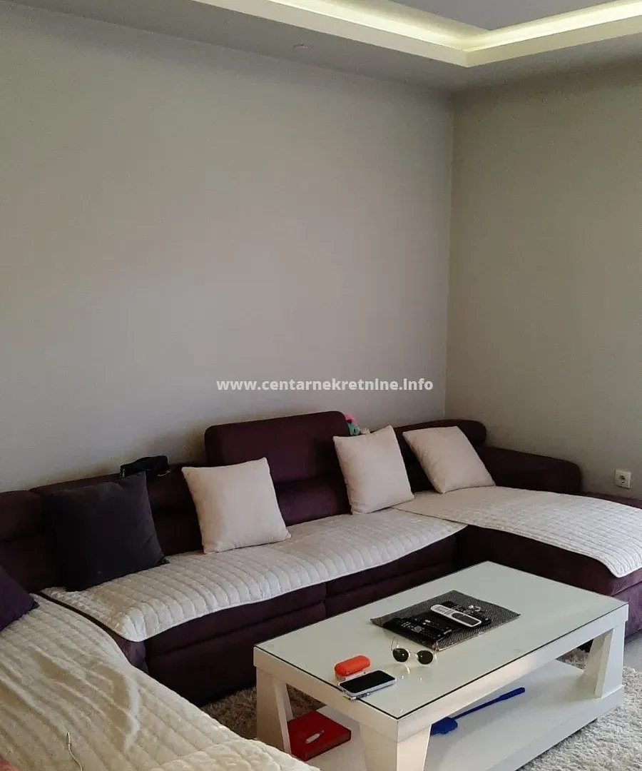 Sale, house, 180m², Konik, Podgorica