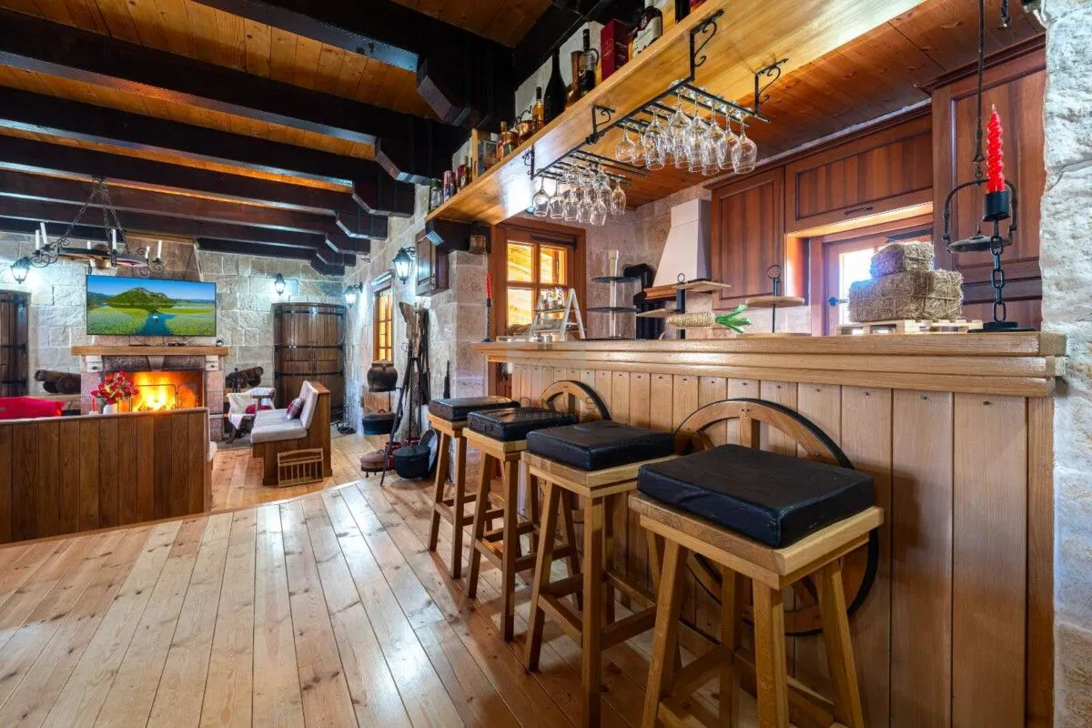 Rent, house, 200m², Podgorica, Crna Gora